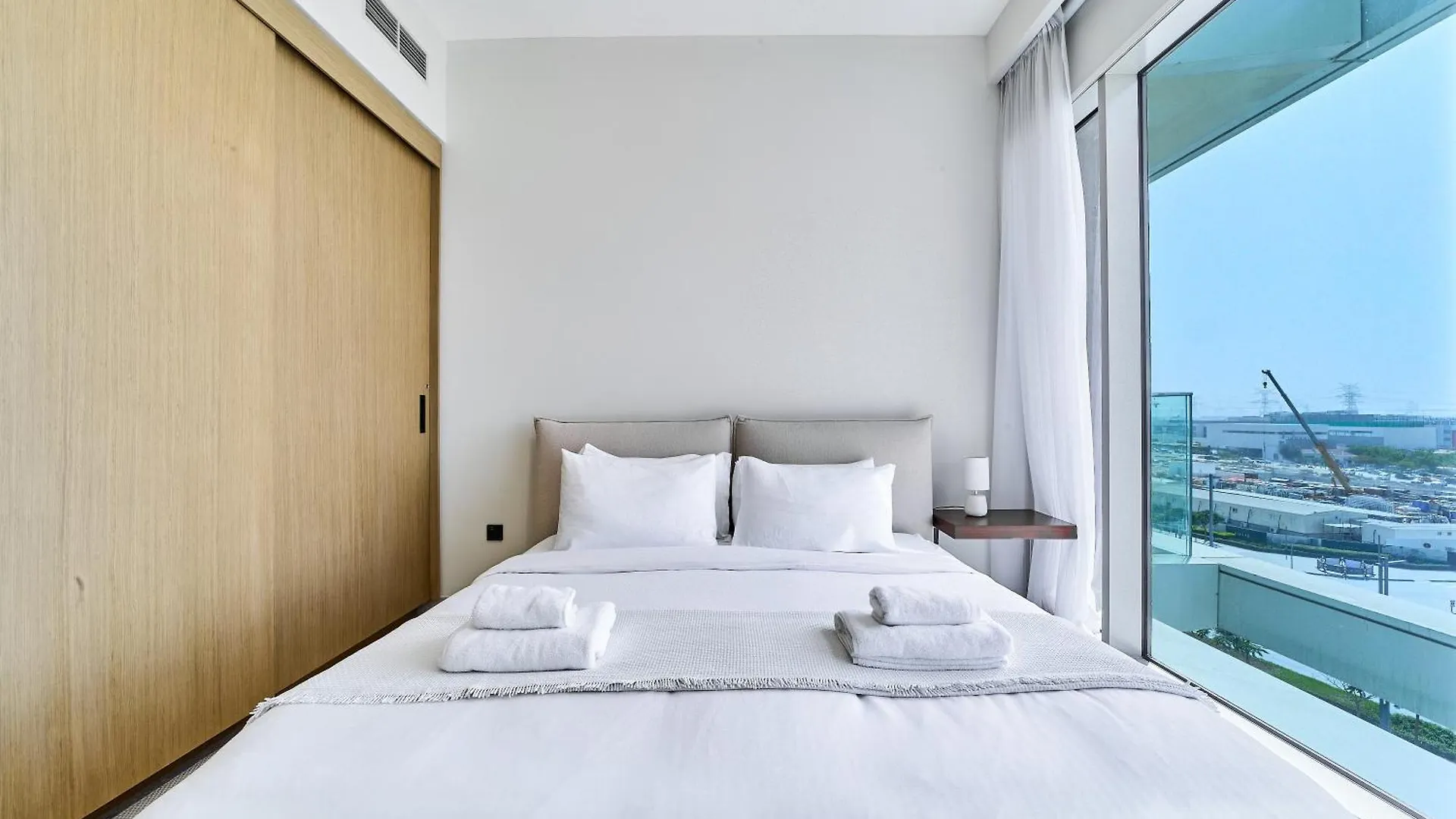 Apartment Golf Suites 2Br Luxury Stay In Dubai Hills